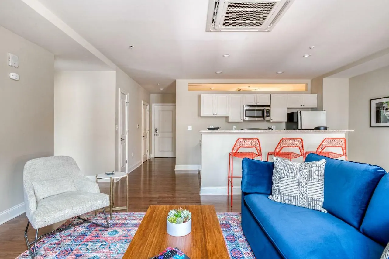 Mint House Downtown Pittsburgh Aparthotel United States